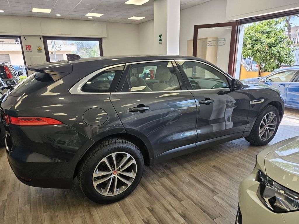 Jaguar F-Pace 2019