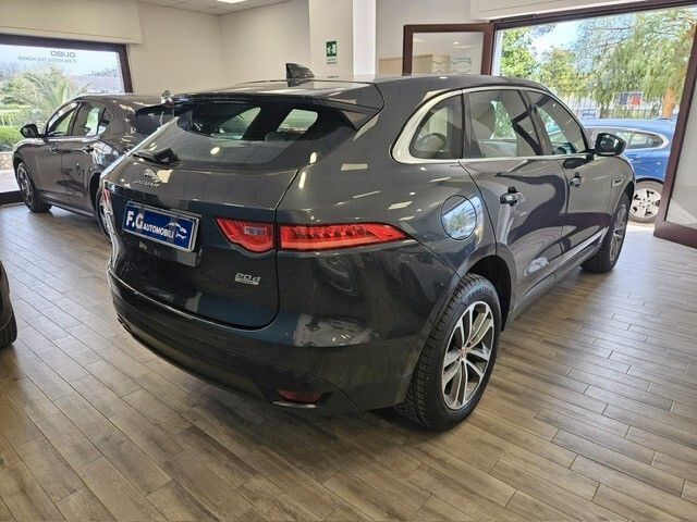 Jaguar F-Pace 2019