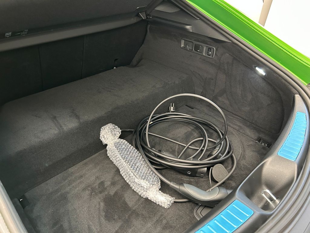 Mercedes-Benz AMG GT S 2023