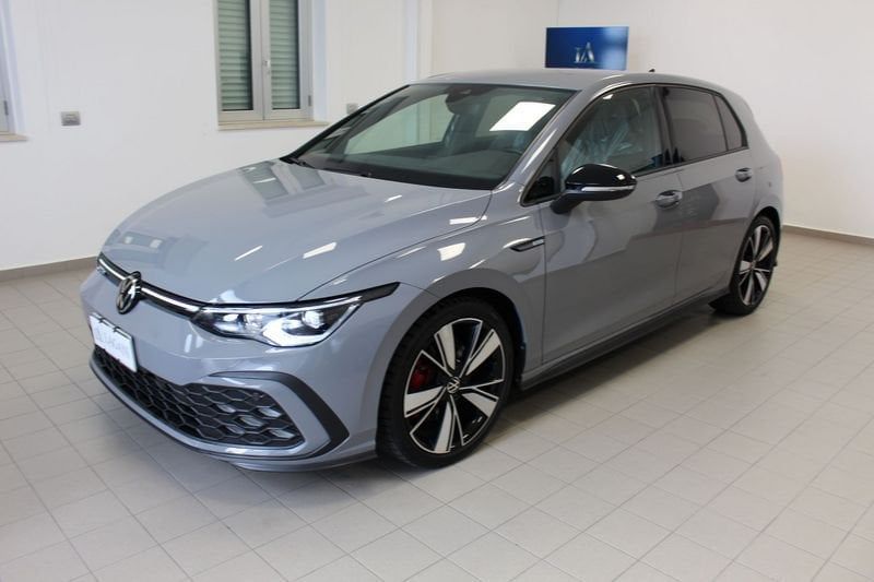 Volkswagen Golf 2021