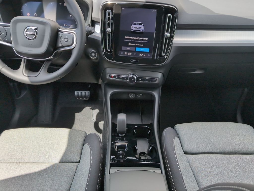Volvo XC40 2026