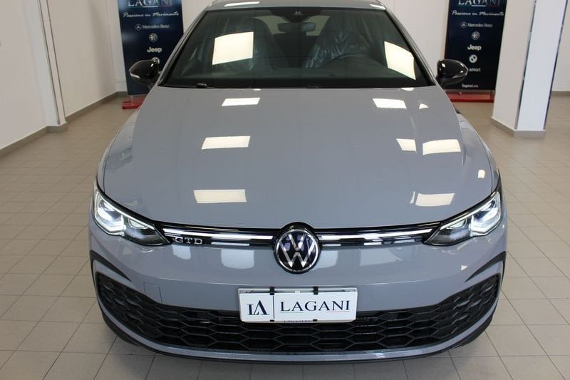 Volkswagen Golf 2021