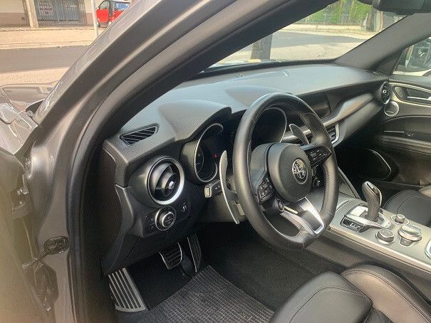 Alfa Romeo Stelvio 2020