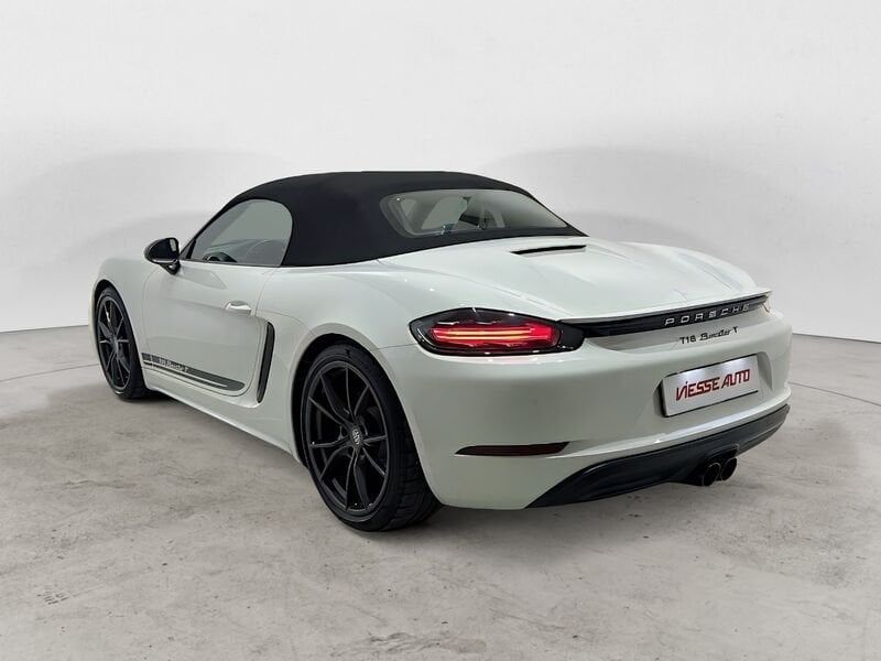 Porsche Boxster 2022