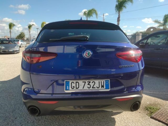 Alfa Romeo Stelvio 2020