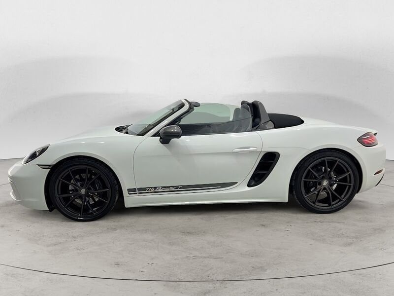Porsche Boxster 2022
