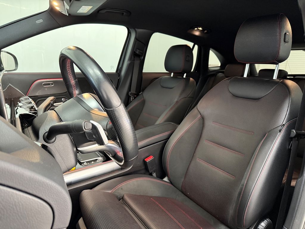 Mercedes-Benz GLA 250 2020