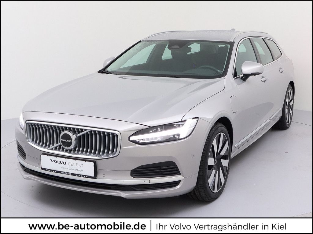 Volvo V90 2025