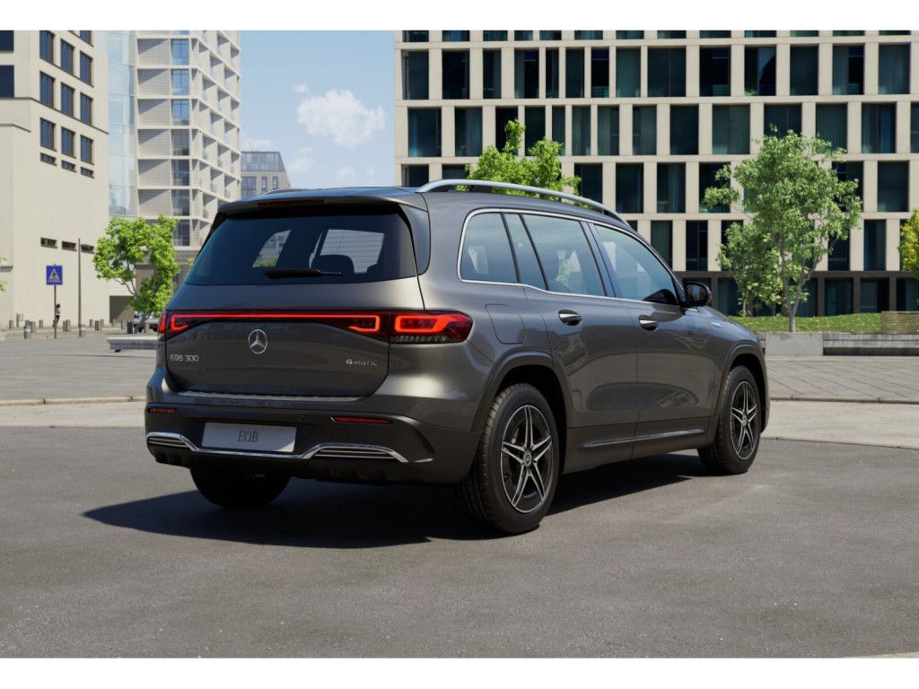 Mercedes-Benz EQB 2021