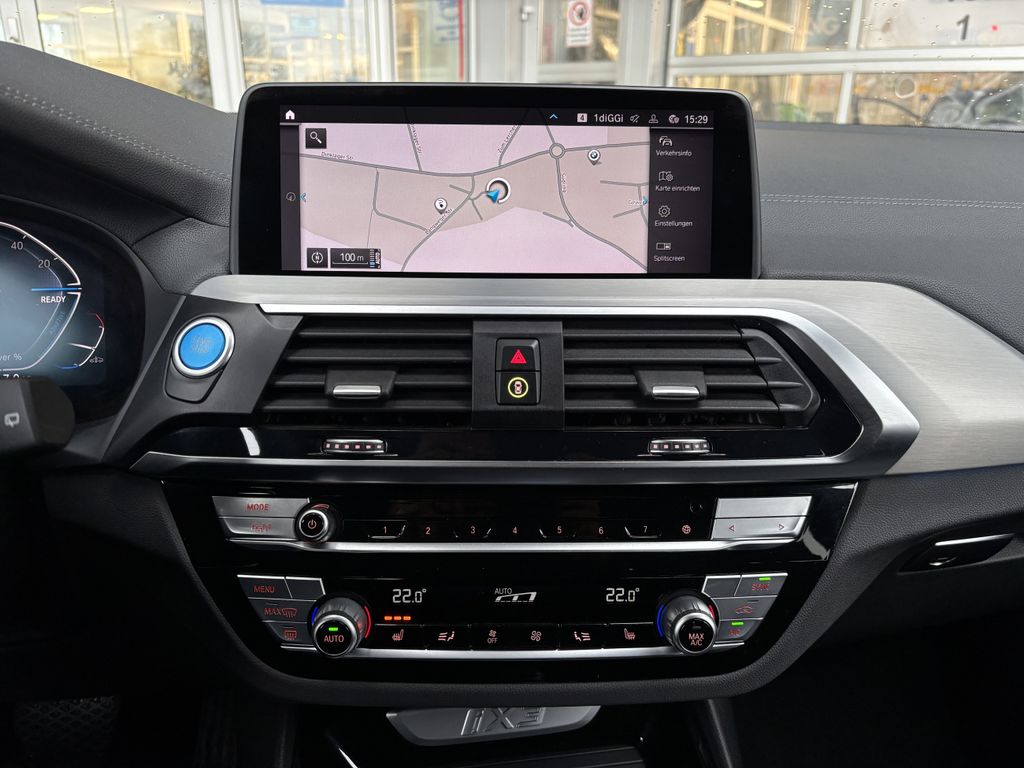 BMW iX3 2021