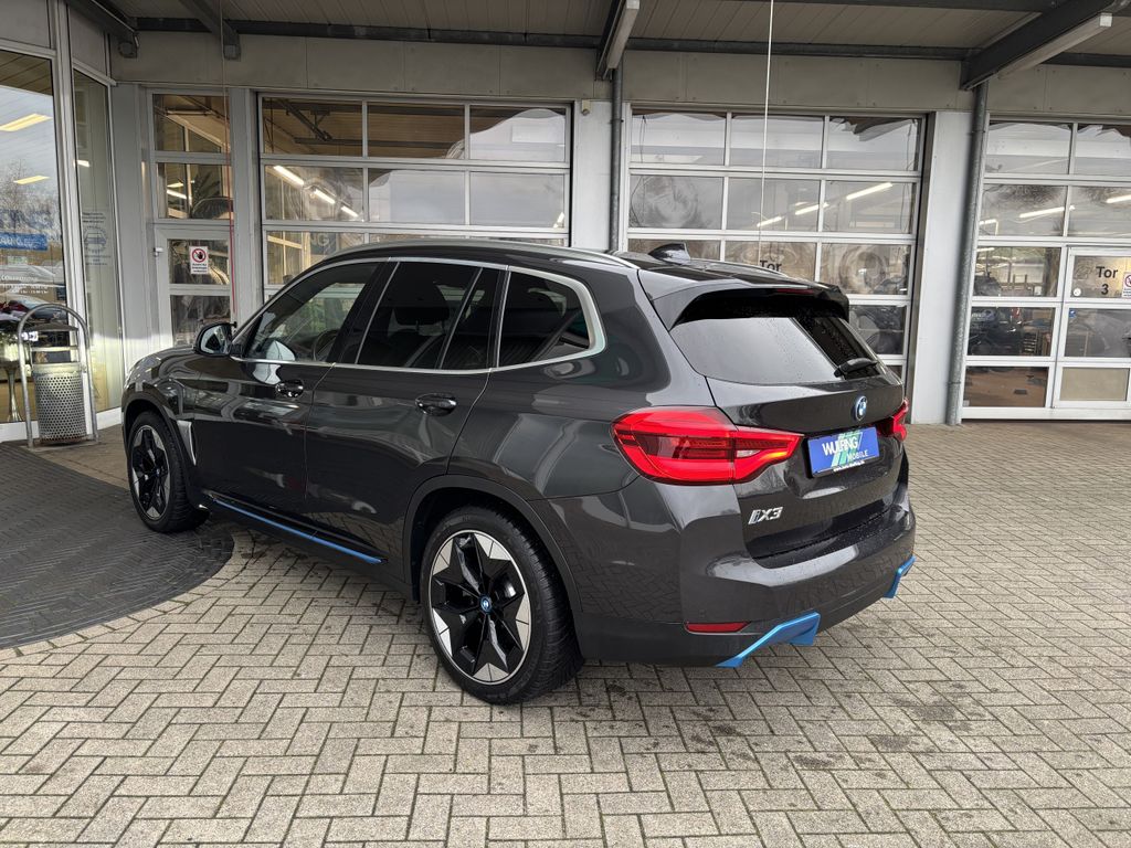 BMW iX3 2021