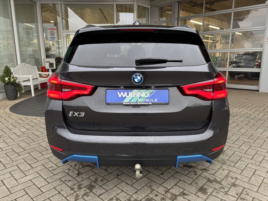 BMW iX3 2021