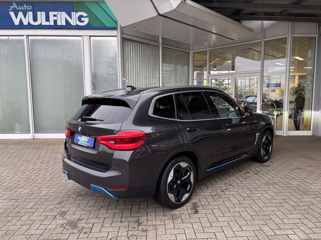 BMW iX3 2021