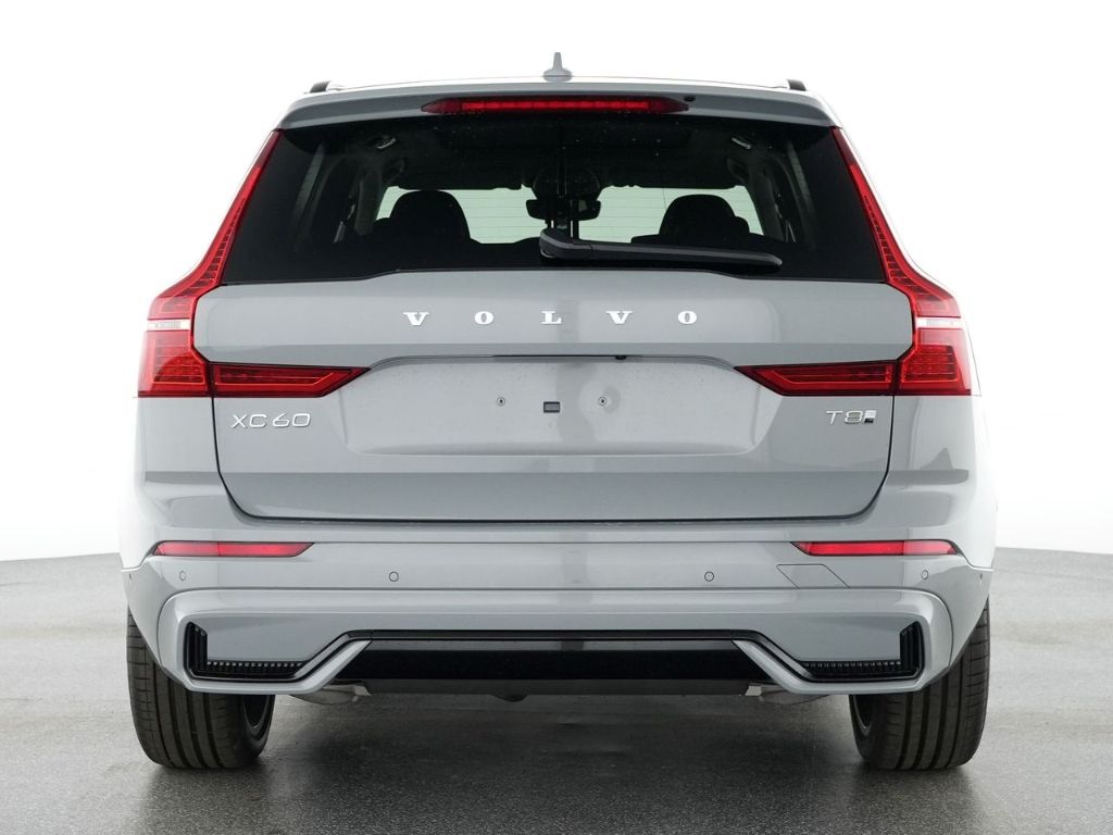 Volvo XC60 2025