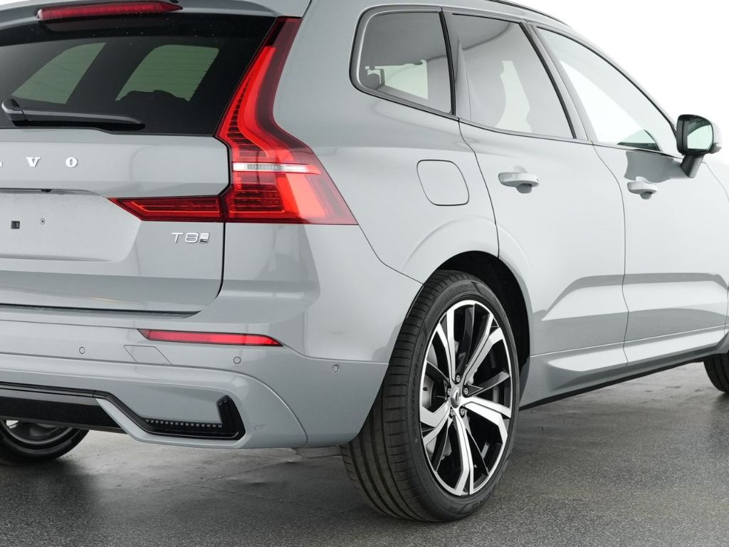 Volvo XC60 2025