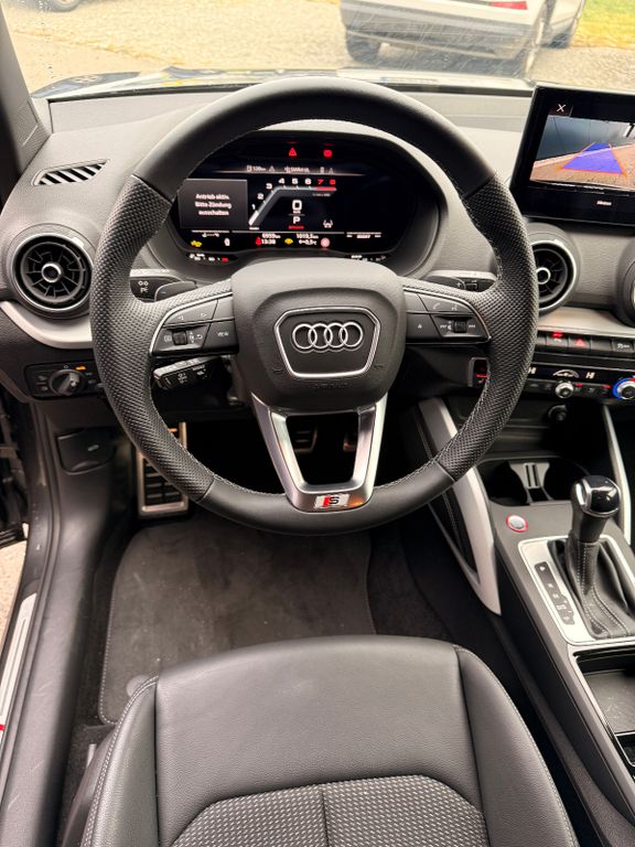 Audi SQ2 2024