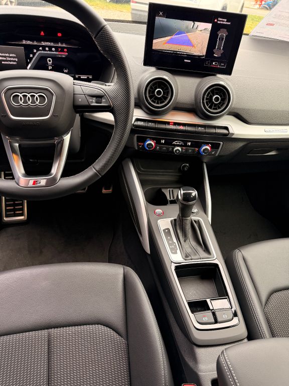 Audi SQ2 2024