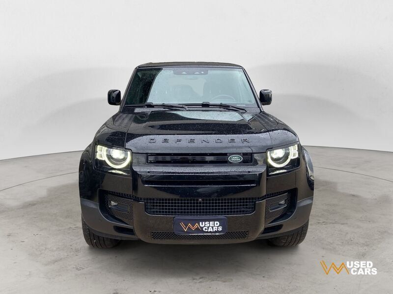 Land Rover Defender 2024