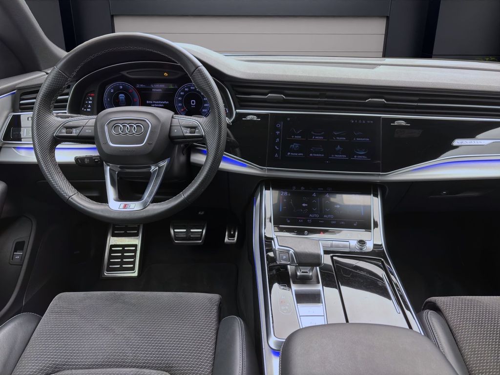 Audi Q8 2021