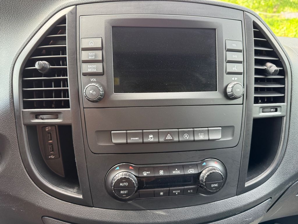 Mercedes-Benz Vito 2021