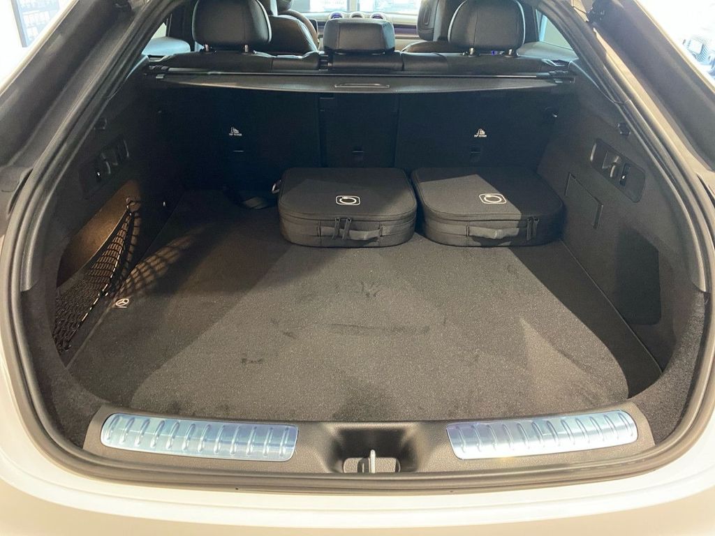 Mercedes-Benz GLC 300 2026