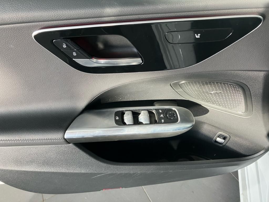 Mercedes-Benz C 220 2025