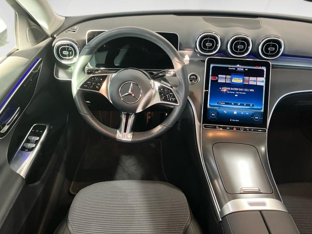 Mercedes-Benz C 220 2025