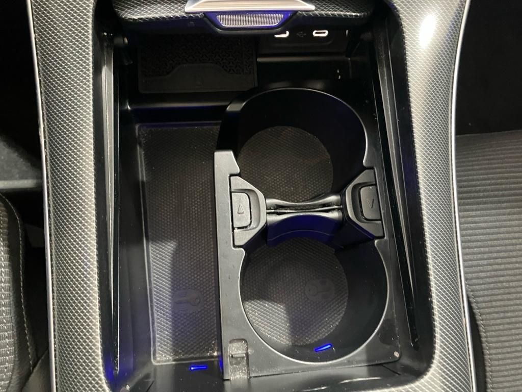 Mercedes-Benz C 220 2025