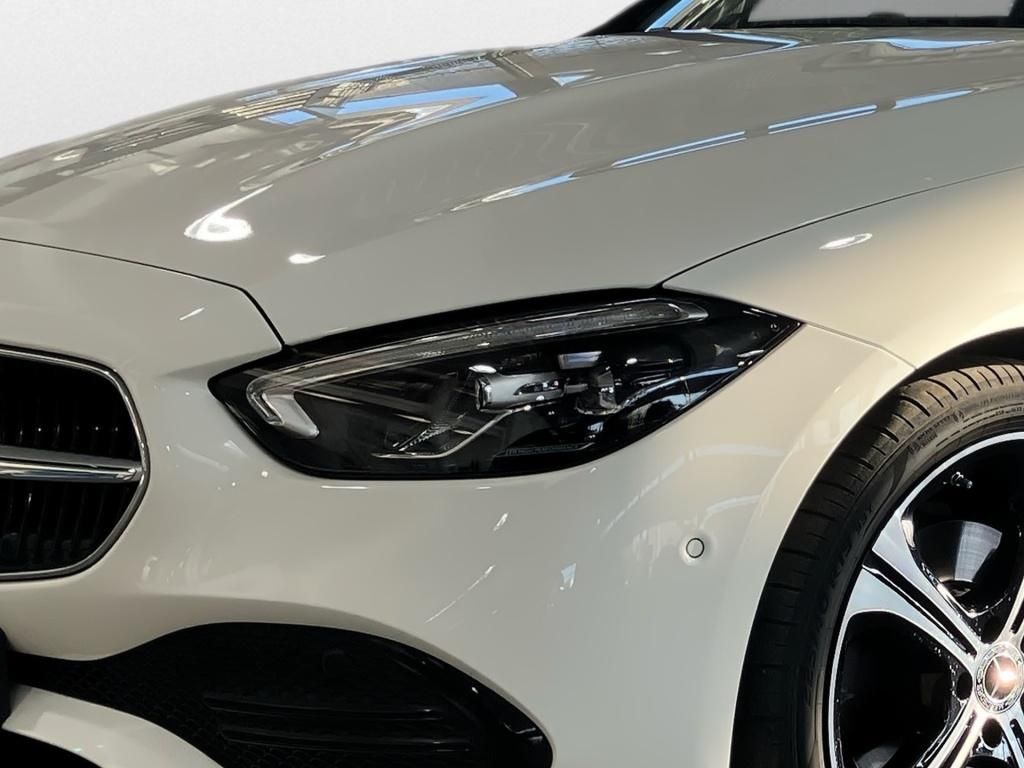 Mercedes-Benz C 220 2025