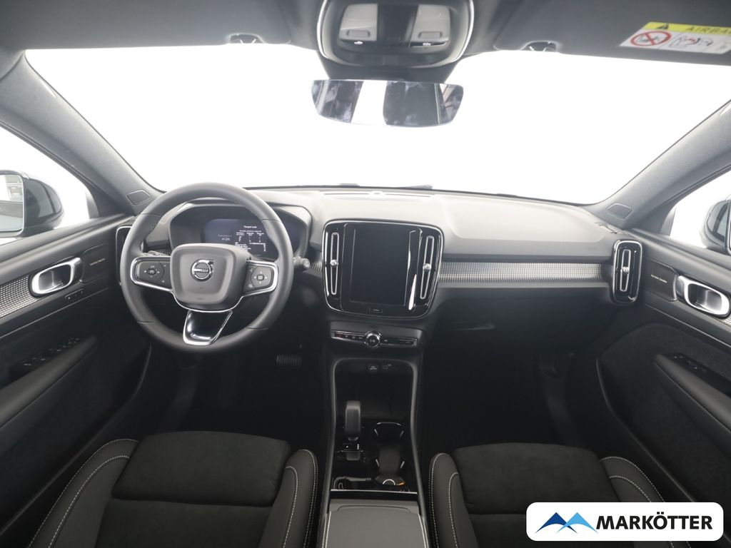Volvo EX40