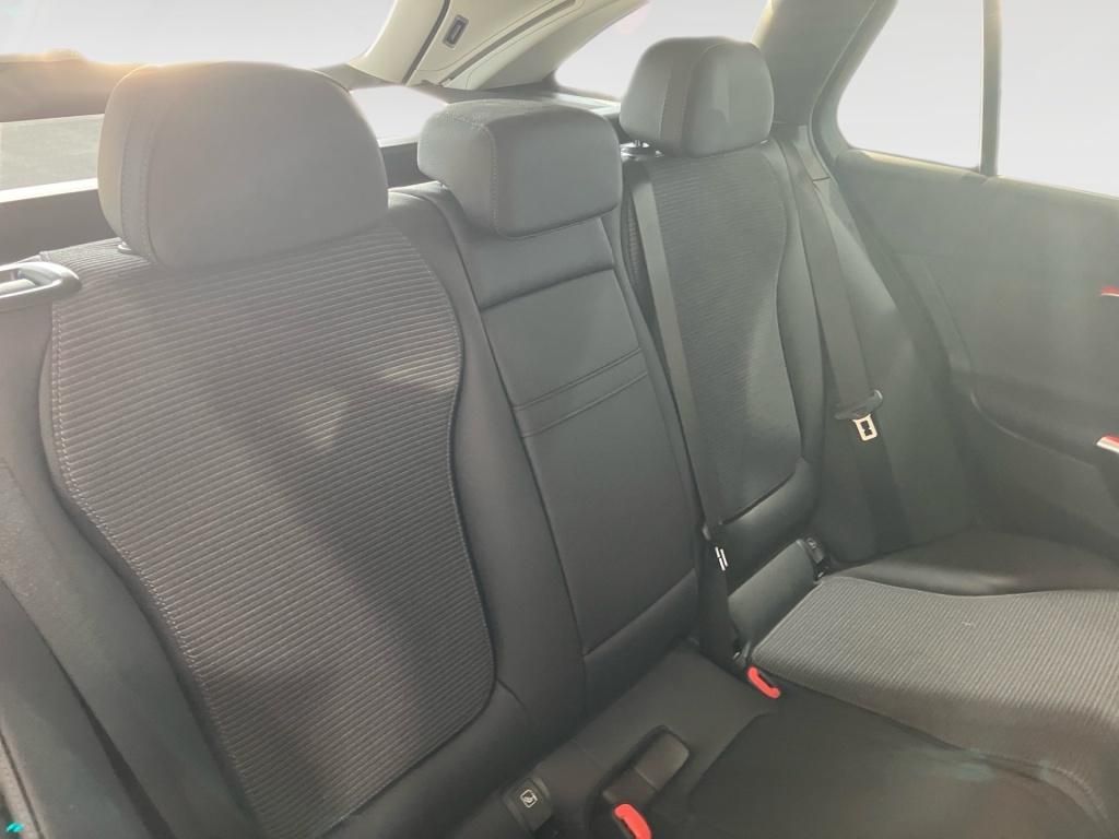 Mercedes-Benz C 220 2025