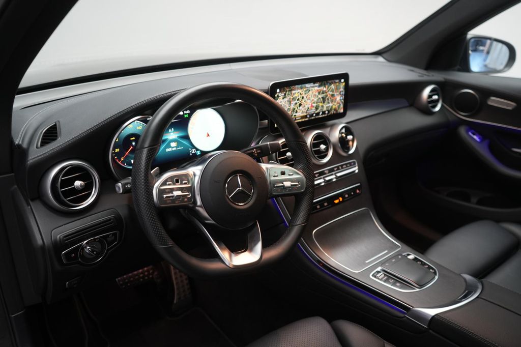 Mercedes-Benz GLC 300 2021