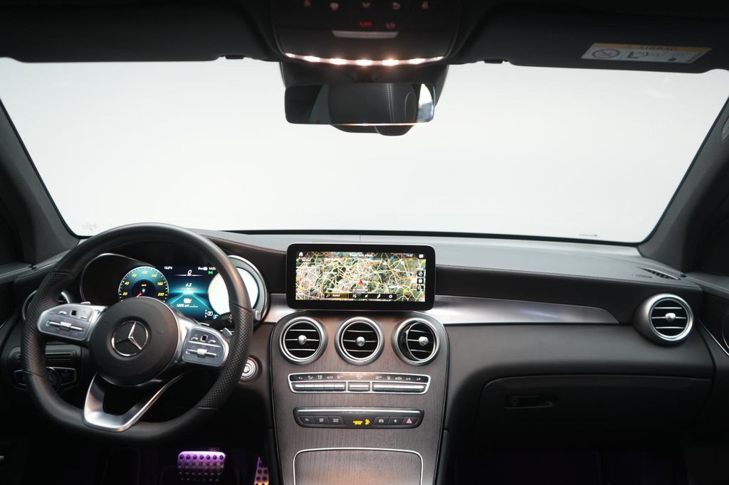 Mercedes-Benz GLC 300 2021