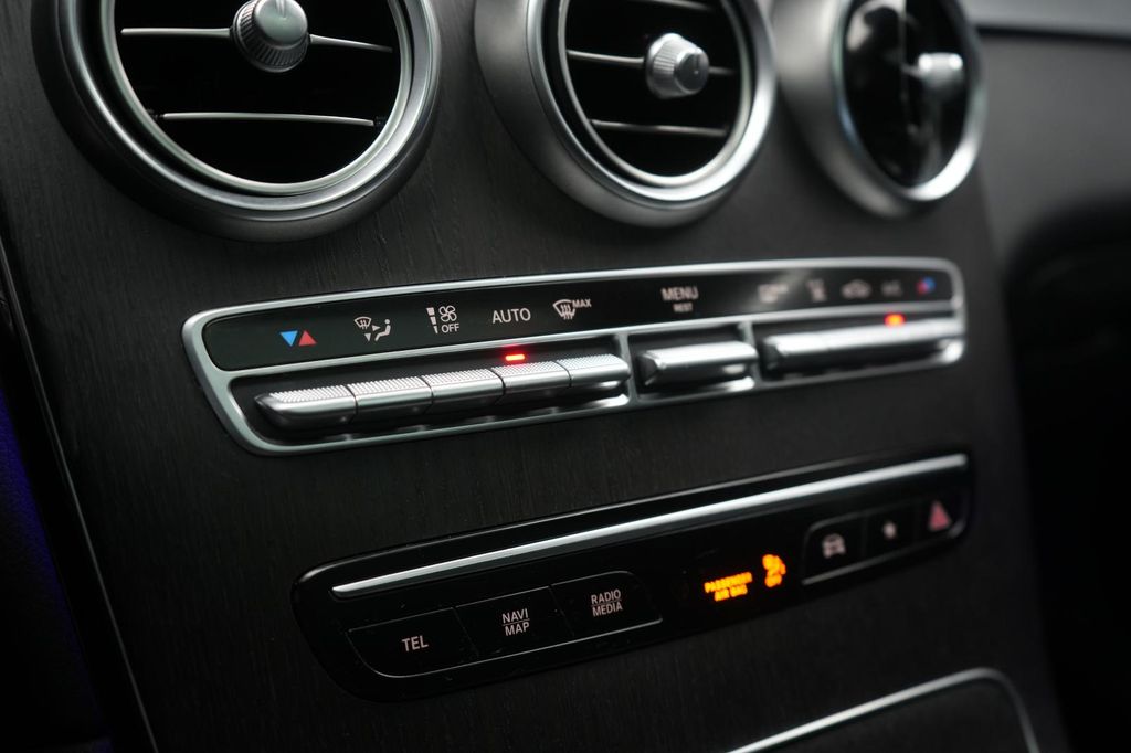 Mercedes-Benz GLC 300 2021