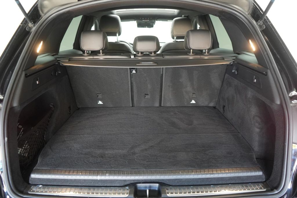 Mercedes-Benz GLC 300 2021