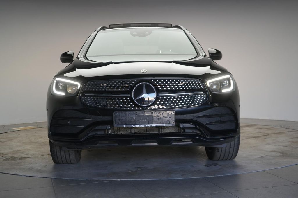 Mercedes-Benz GLC 300 2021