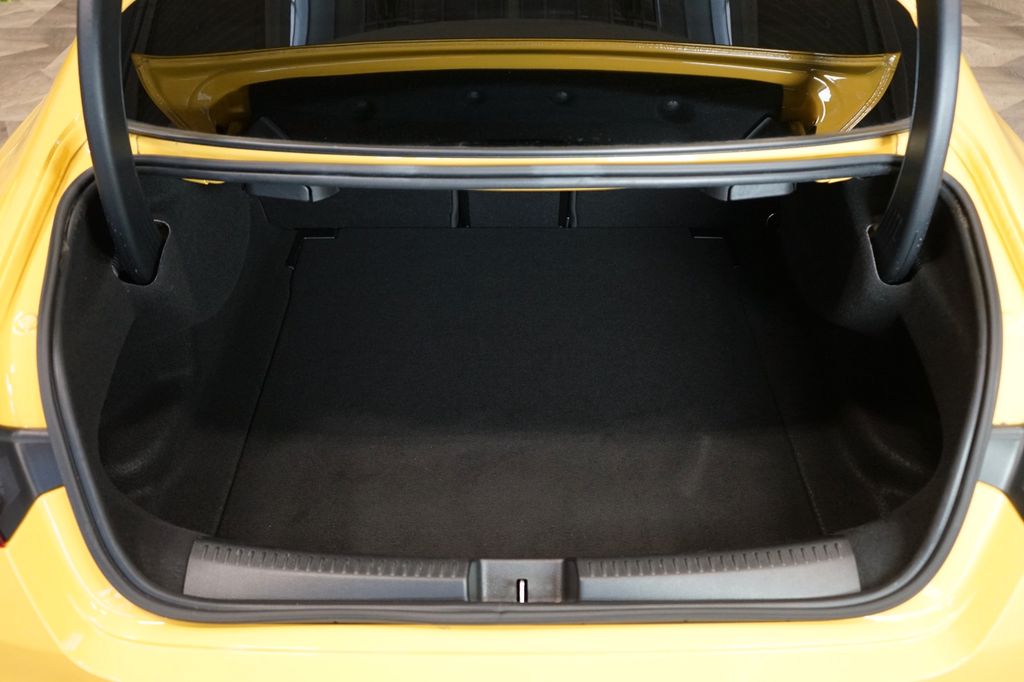 Mercedes-Benz CLA 200 2023