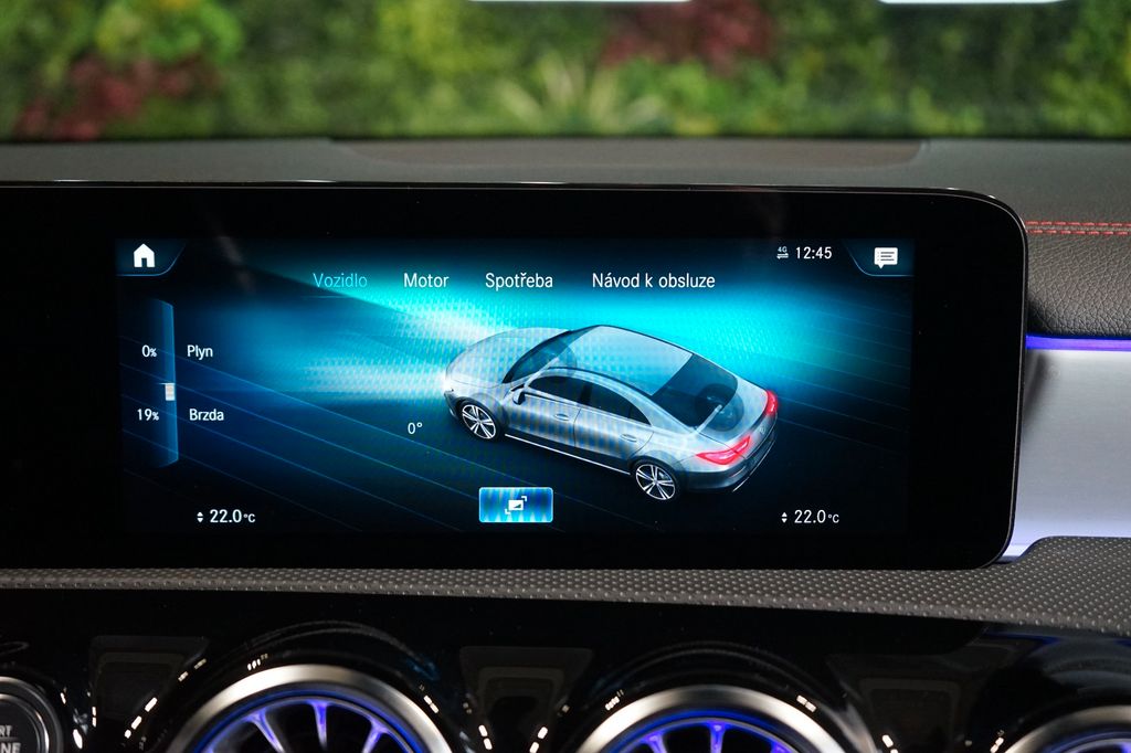 Mercedes-Benz CLA 200 2023