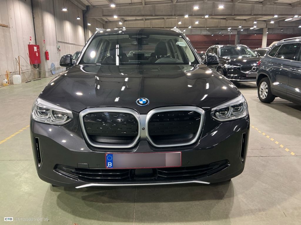 BMW iX3 2021