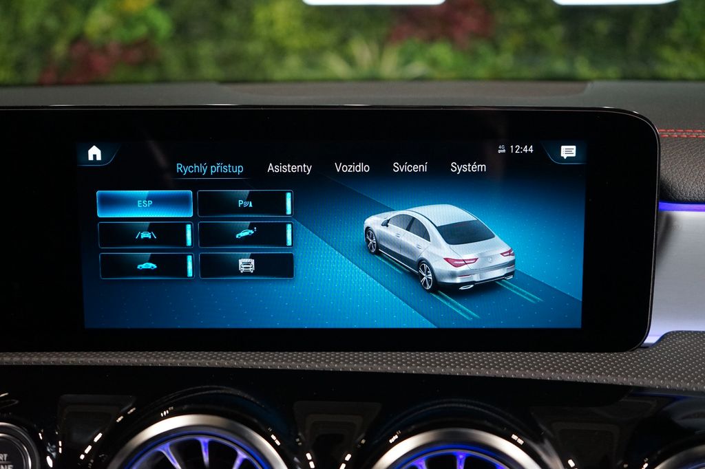 Mercedes-Benz CLA 200 2023