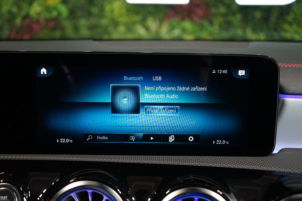 Mercedes-Benz CLA 200 2023