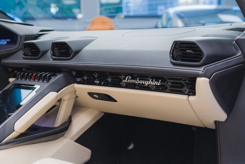 Lamborghini Huracán 2023