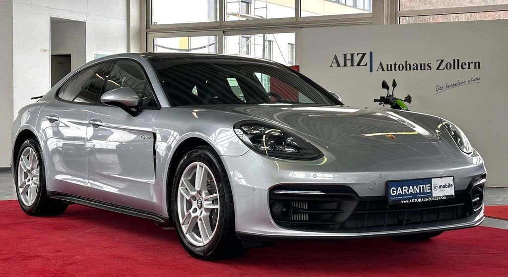 Porsche Panamera 2021