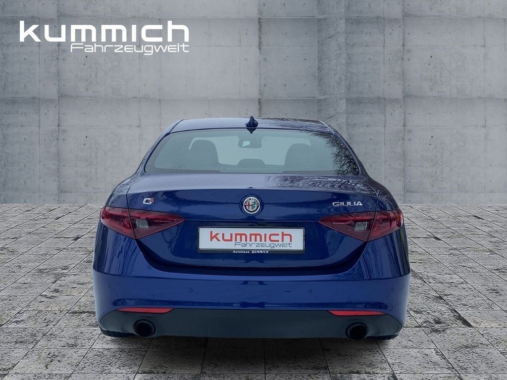 Alfa Romeo Giulia 2022