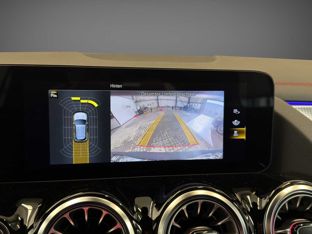 Mercedes-Benz EQA 2023