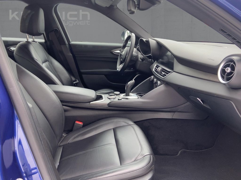 Alfa Romeo Giulia 2022