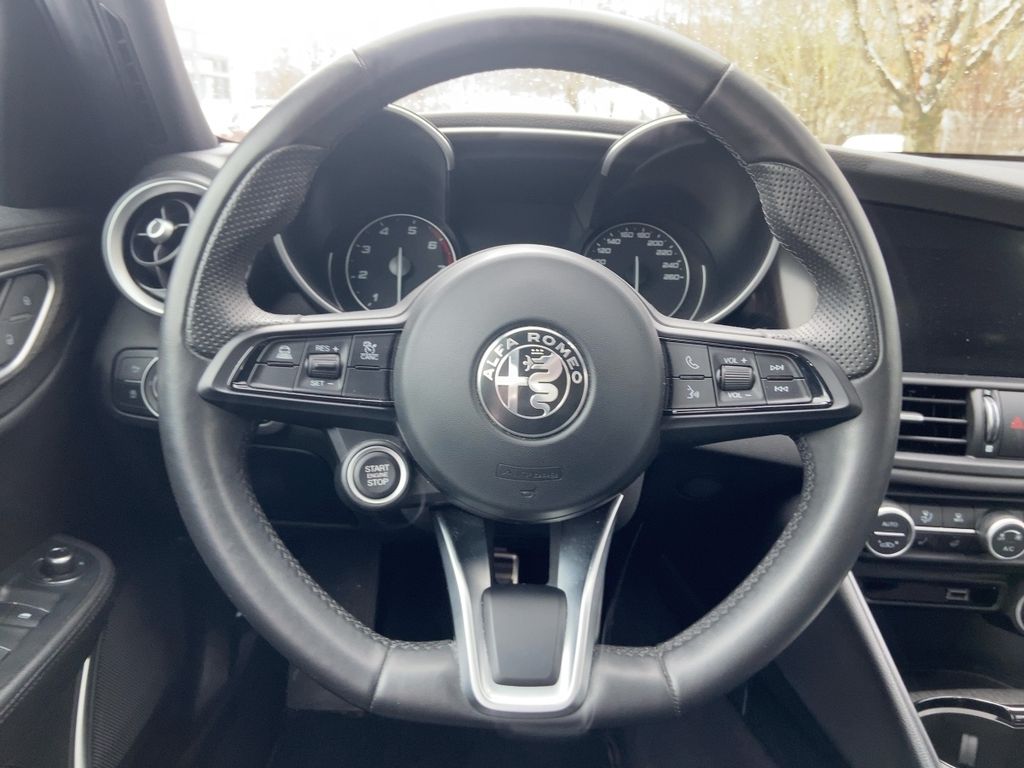 Alfa Romeo Giulia 2022