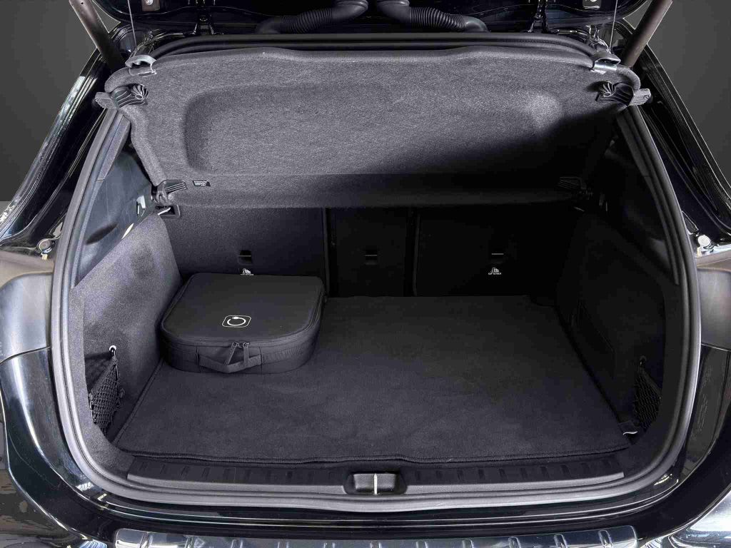 Mercedes-Benz EQA 2023