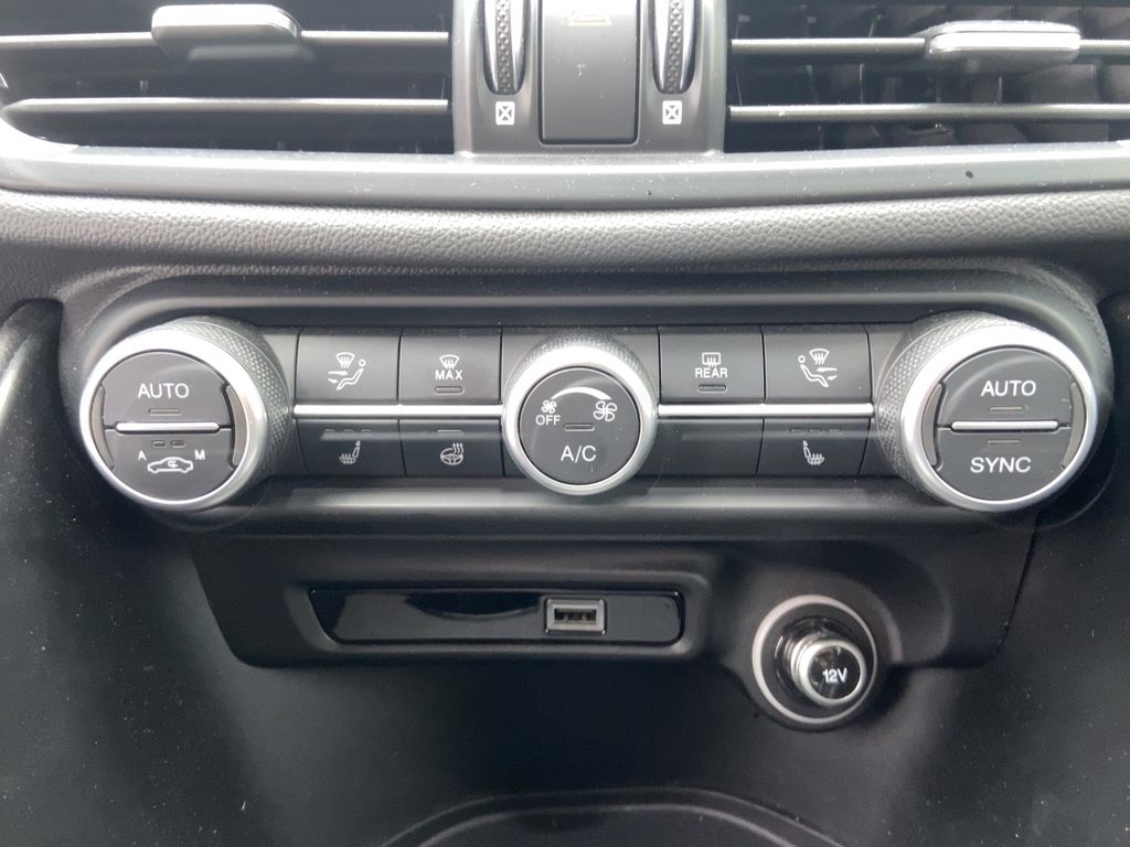 Alfa Romeo Giulia 2022