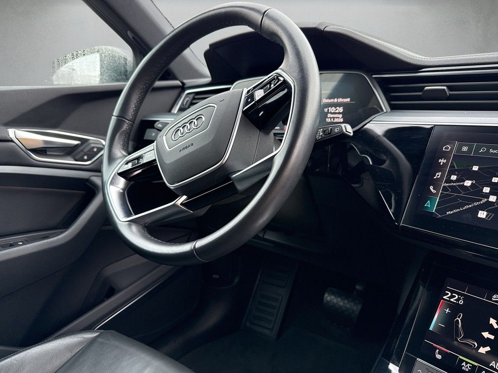 Audi e-tron 2022